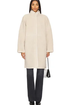 Women Velvet by Graham & Spencer Jackets & Coats>Cara Reversible Sherpa Jacket