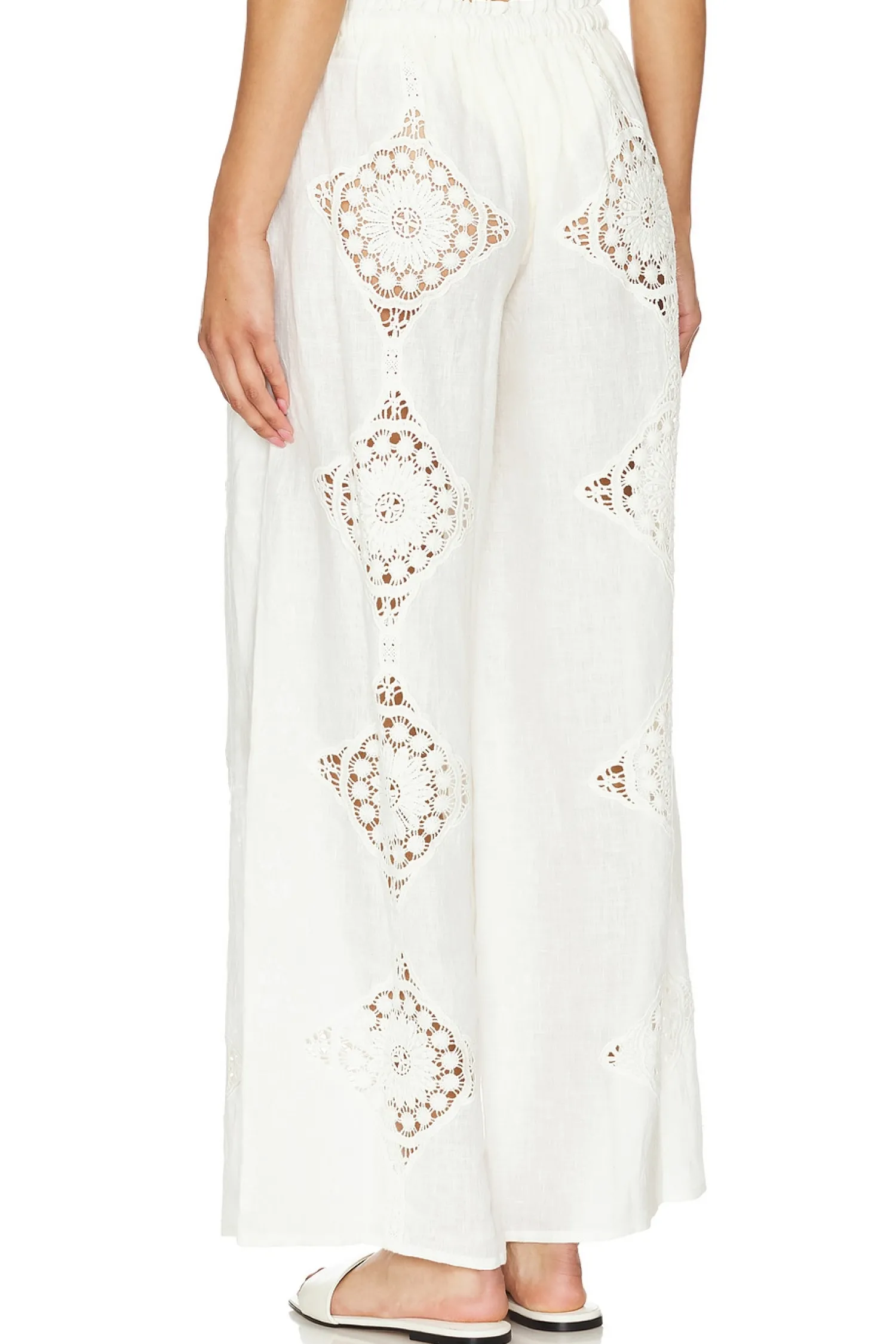 Women Tularosa Matching Sets>Claudia Pant