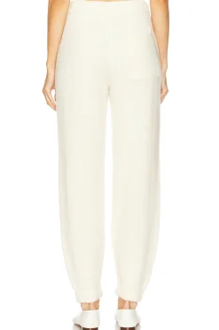 Women Guest In Residence Matching Sets><noscript><img width=