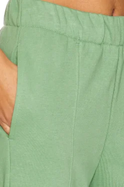 Women On Pants><noscript><img width=