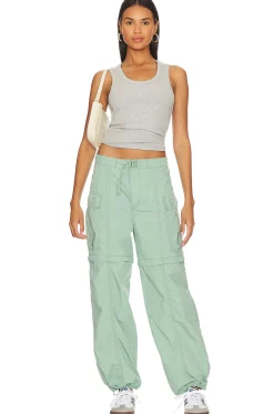 Women LEVI'S Pants><noscript><img width=