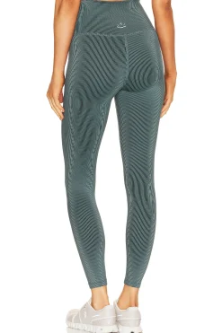 Women Beyond Yoga Pants><noscript><img width=