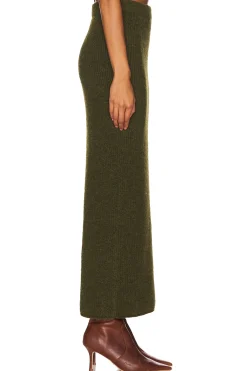 Women Line & Dot Matching Sets><noscript><img width=