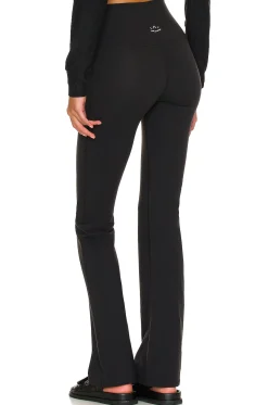 Women Beyond Yoga Pants|Loungewear><noscript><img width=