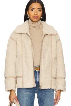 Women HEARTLOOM Jackets & Coats>Iriza Jacket