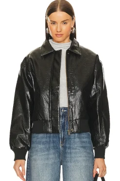 Women superdown Jackets & Coats><noscript><img width=