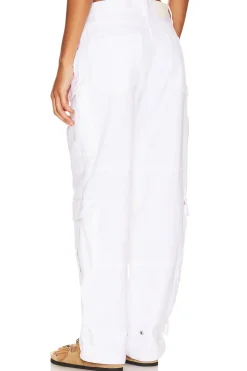 Women GRLFRND Pants><noscript><img width=