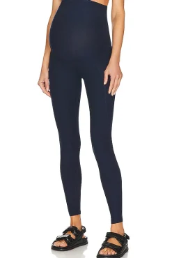 Women Beyond Yoga Pants><noscript><img width=
