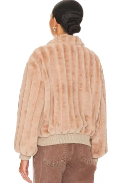 Women Line & Dot Jackets & Coats><noscript><img width=