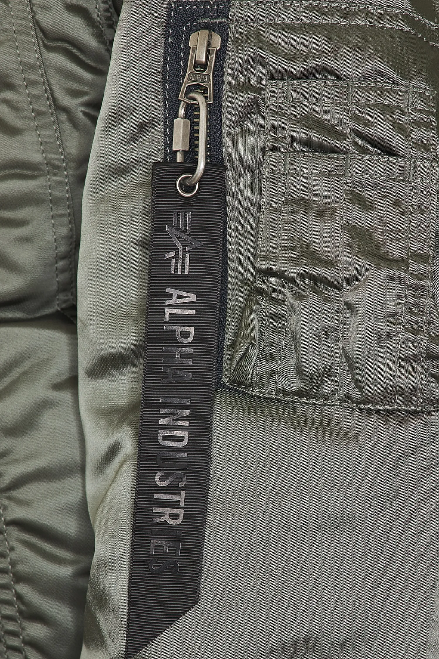 Women ALPHA INDUSTRIES Jackets & Coats>Ma-1 Shirring Flight Jacket