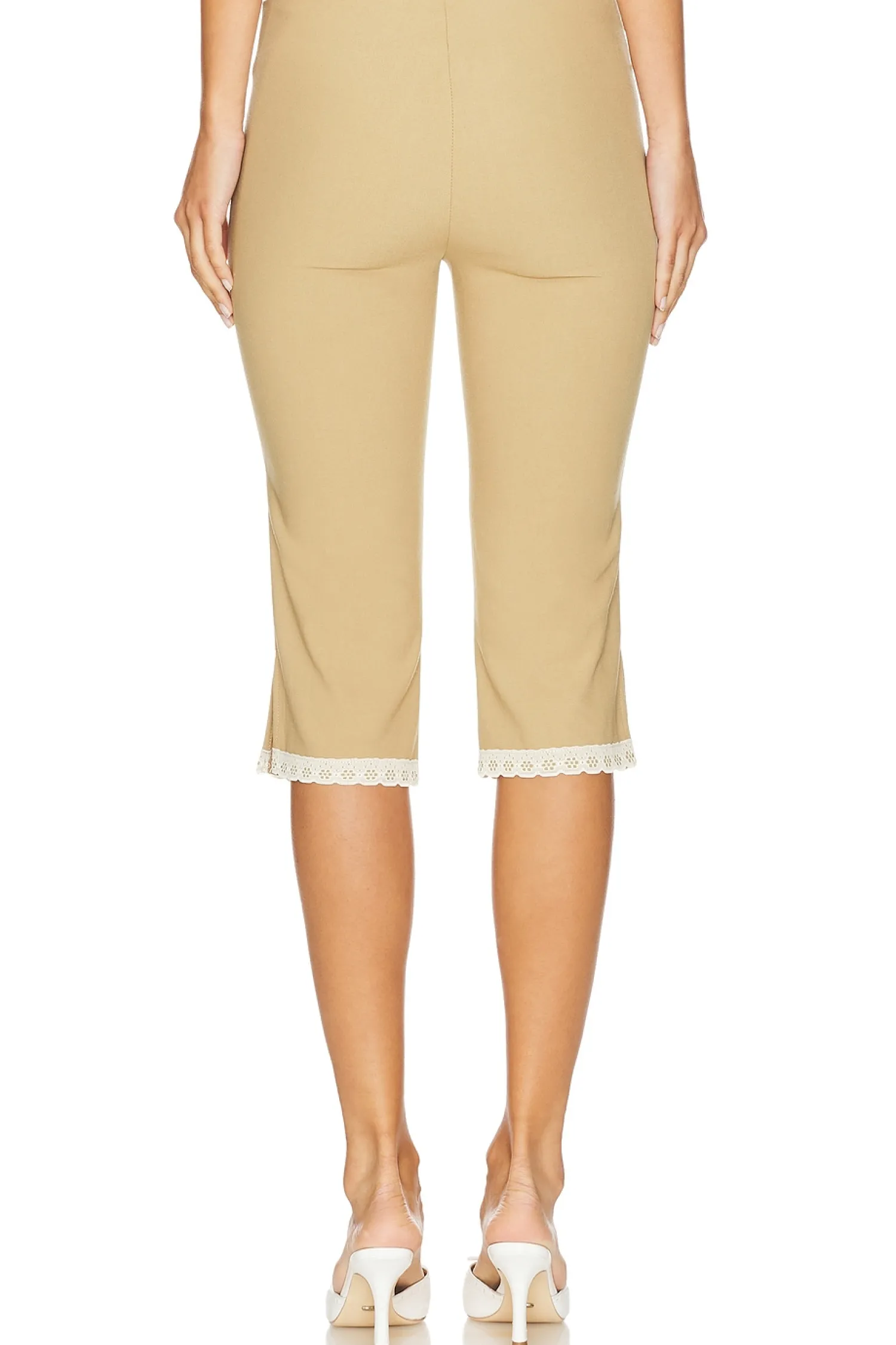 Women Zemeta Pants>Mary Capri Pants