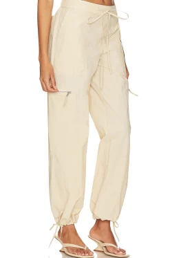 Women Song of Style Pants><noscript><img width=