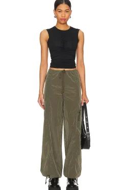 Women Lovers and Friends Pants><noscript><img width=