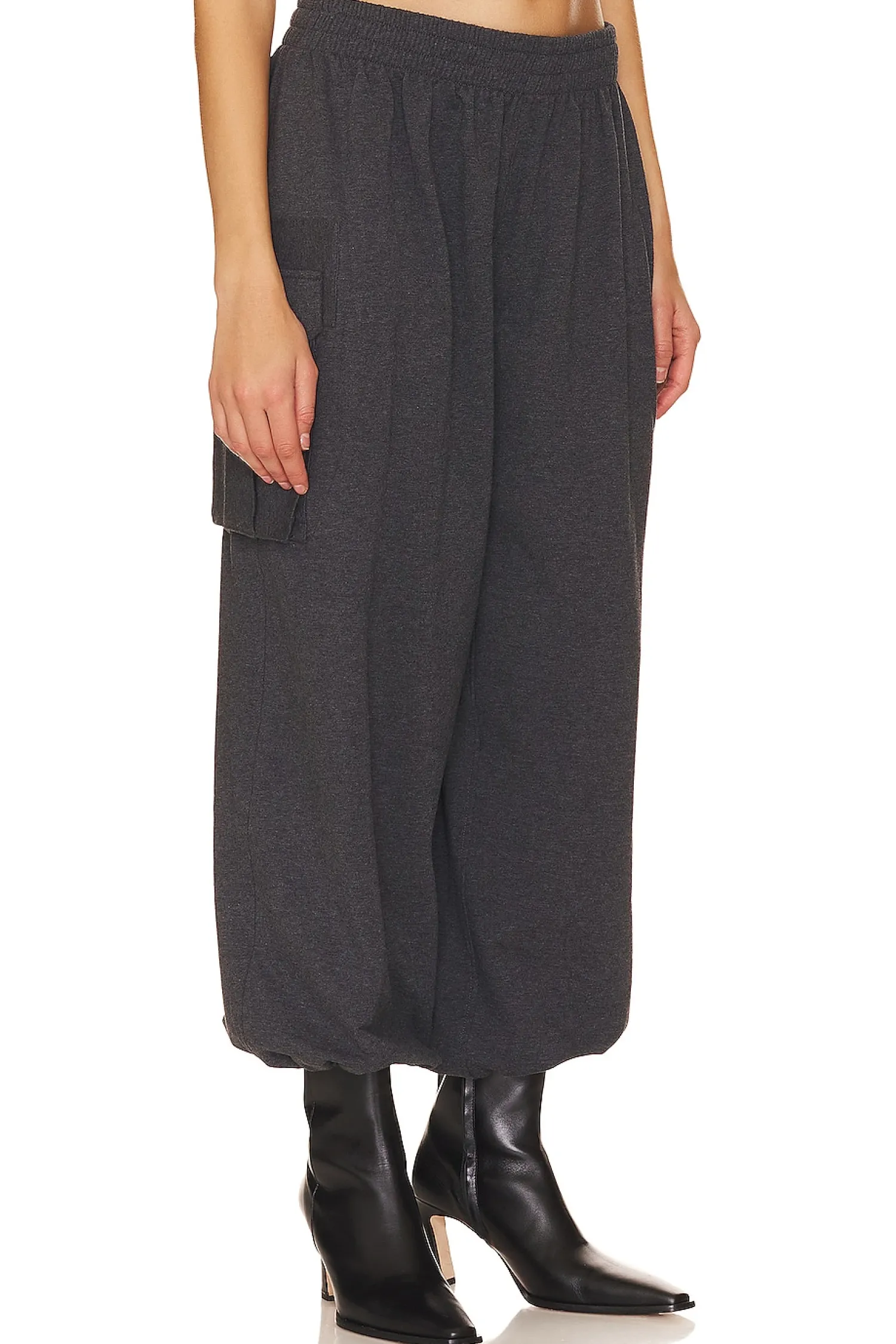 Women Norma Kamali Pants>Oversized Boyfriend Cargo Sweatpant