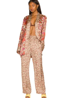 Women Tell Your Friends Loungewear><noscript><img width=