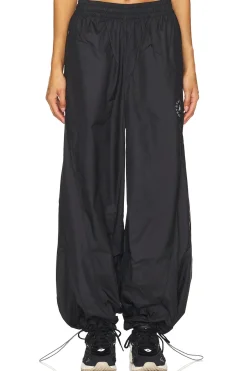 Women adidas by Stella McCartney Pants>Pant