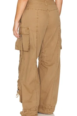 Women AFRM Pants><noscript><img width=