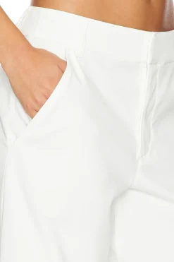 Women Alice + Olivia Pants><noscript><img width=