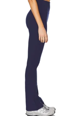 Women Beyond Yoga Pants><noscript><img width=