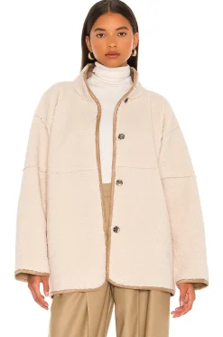 Women Velvet by Graham & Spencer Jackets & Coats>Reversible Albany Lux Sherpa Jacket
