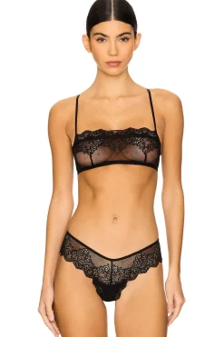 Women Only Hearts Lingerie & Sleepwear>Scallop Bralette