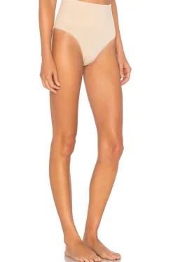 Women Yummie Lingerie & Sleepwear>Seamlessly Shaped Ultralight Nylon Thong