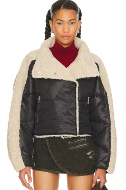 Women LAMARQUE Jackets & Coats>Sharon Puffer Jacket