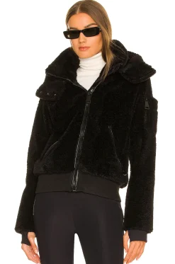 Women SAM. Jackets & Coats>Sherpa Nala Jacket
