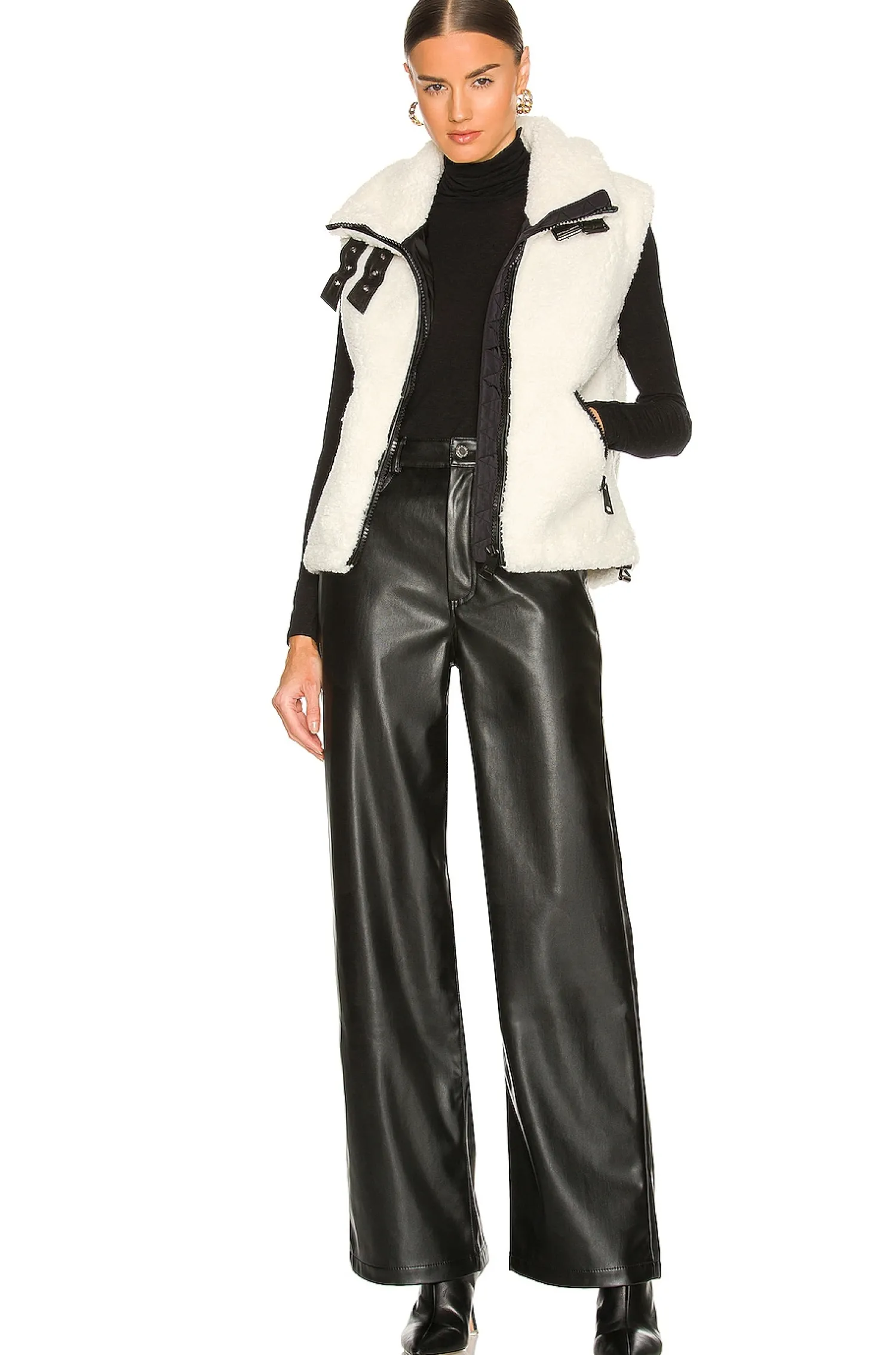 Women SAM. Jackets & Coats>Sherpa Vest