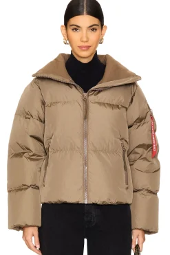 Women ALPHA INDUSTRIES Jackets & Coats>Sierra Short Puffer