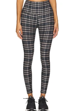 Women Beyond Yoga Pants><noscript><img width=