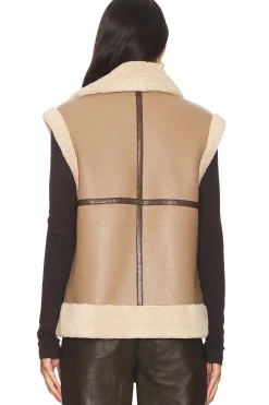 Women HEARTLOOM Jackets & Coats><noscript><img width=
