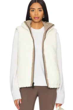 Women Alp N Rock Jackets & Coats>Sonja Reversible Vest