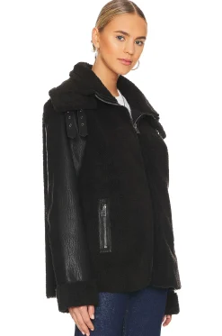 Women Unreal Fur Jackets & Coats><noscript><img width=