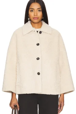 Women The Great Jackets & Coats>The Cropped Plush Sherpa Car Coat