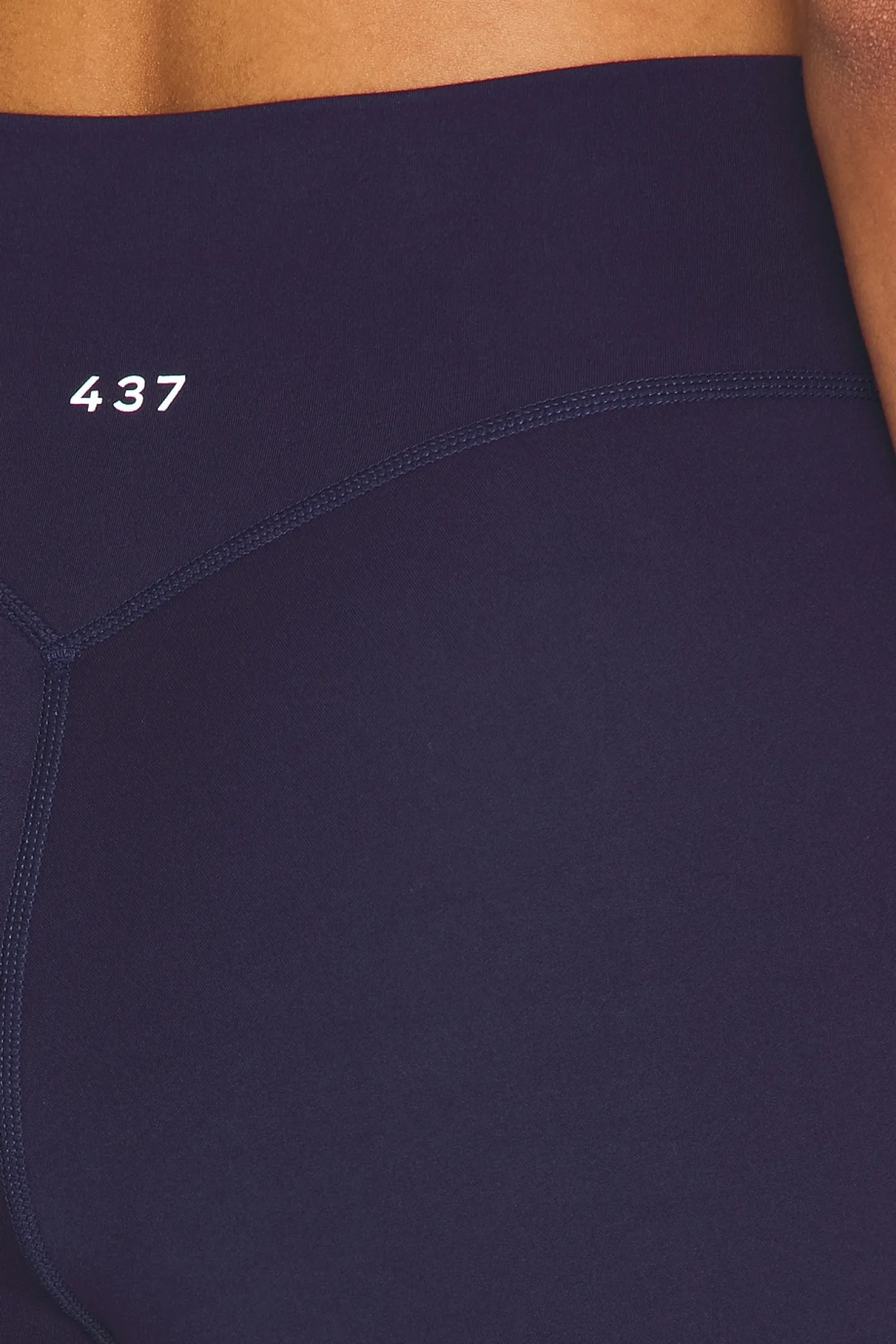 Women 437 Pants>The Essentials Legging