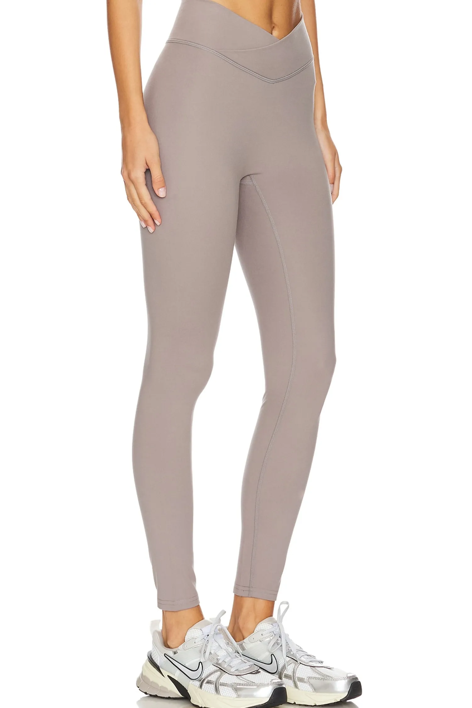 Women 437 Pants>The V Legging