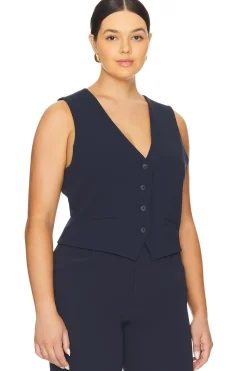 Women Good American Jackets & Coats><noscript><img width=