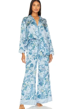 Women Free People Lingerie & Sleepwear><noscript><img width=