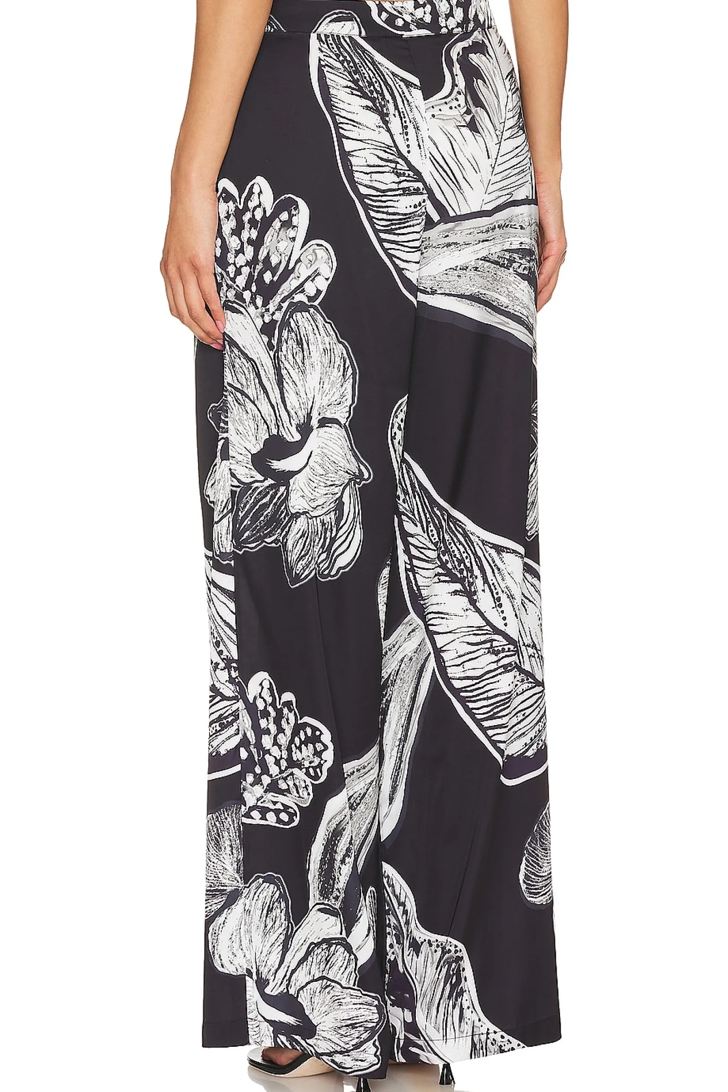 Women ROCOCO SAND Pants|Matching Sets>x REVOLVE Pant