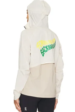 Women On Jackets & Coats><noscript><img width=